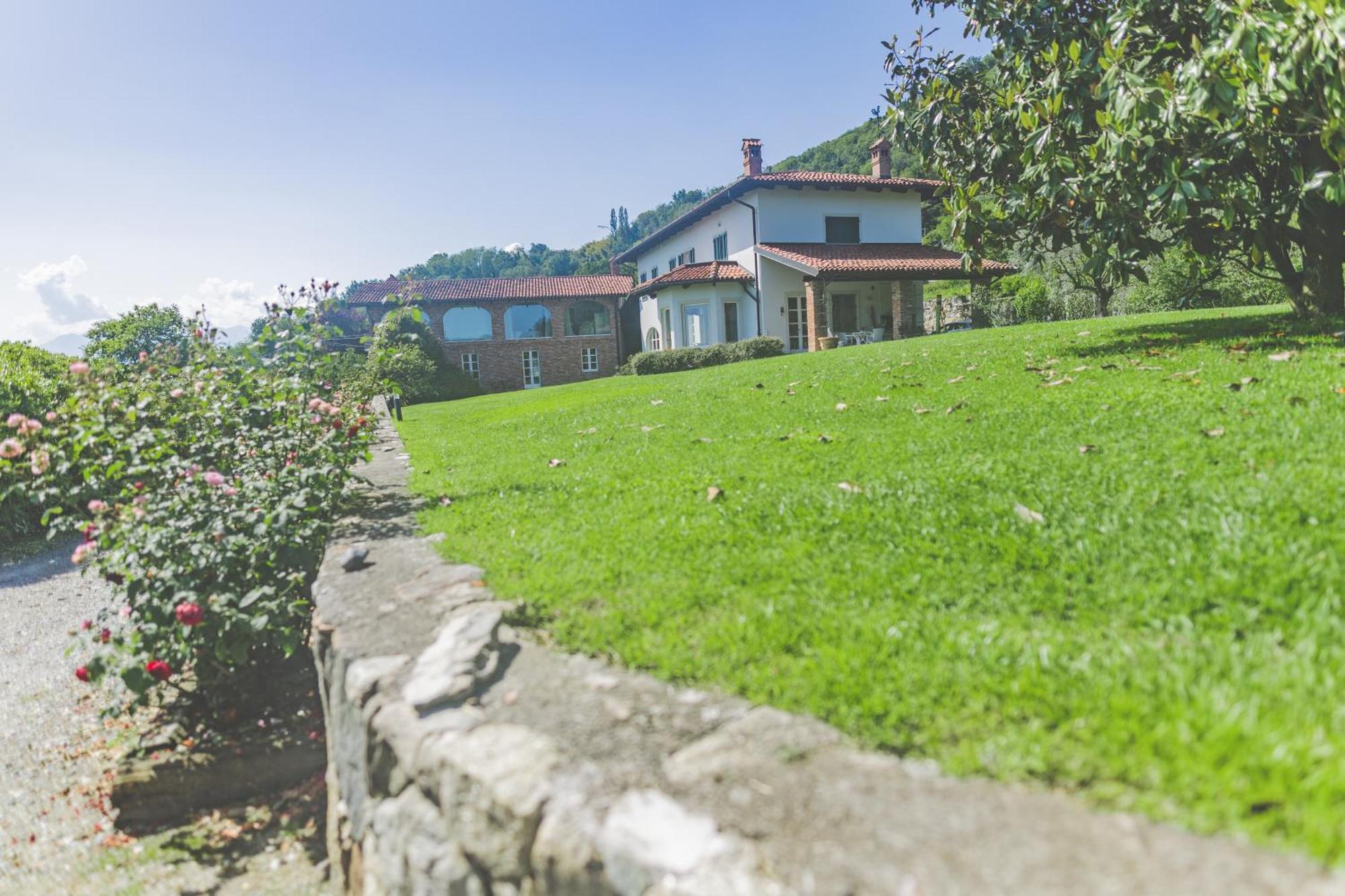 Myvilla Suites Palazzo Canavese Exterior photo