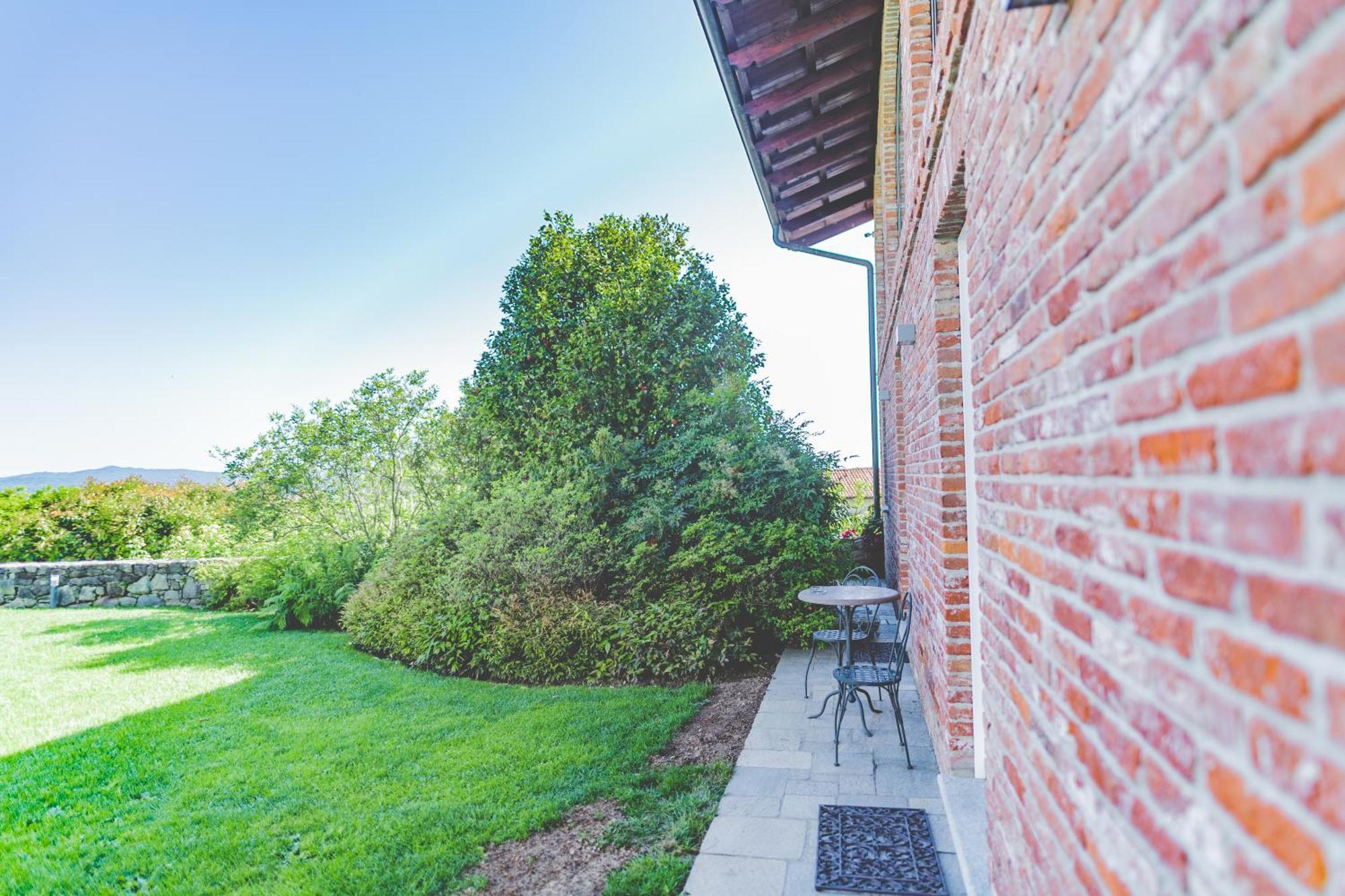 Myvilla Suites Palazzo Canavese Exterior photo